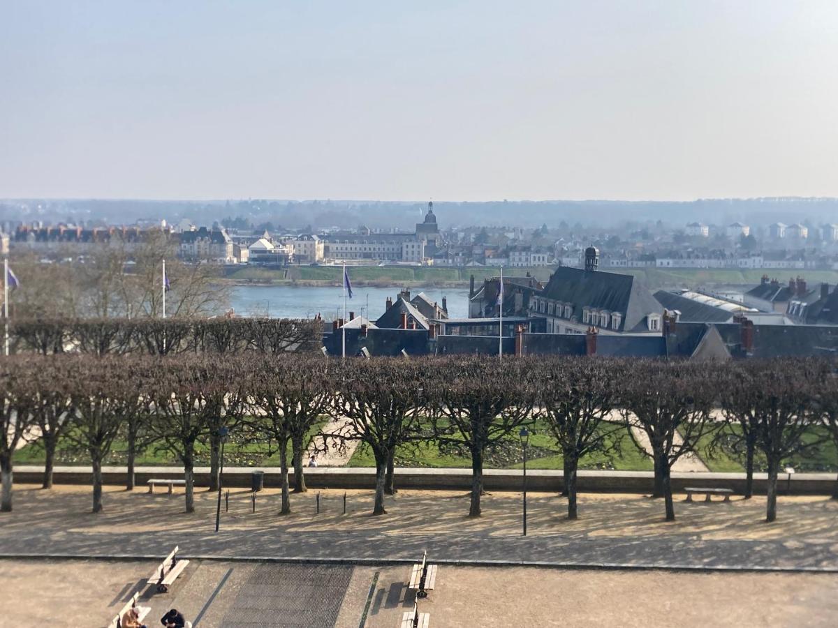 Apartament Un Sejour Royal Au Calme Blois Zewnętrze zdjęcie